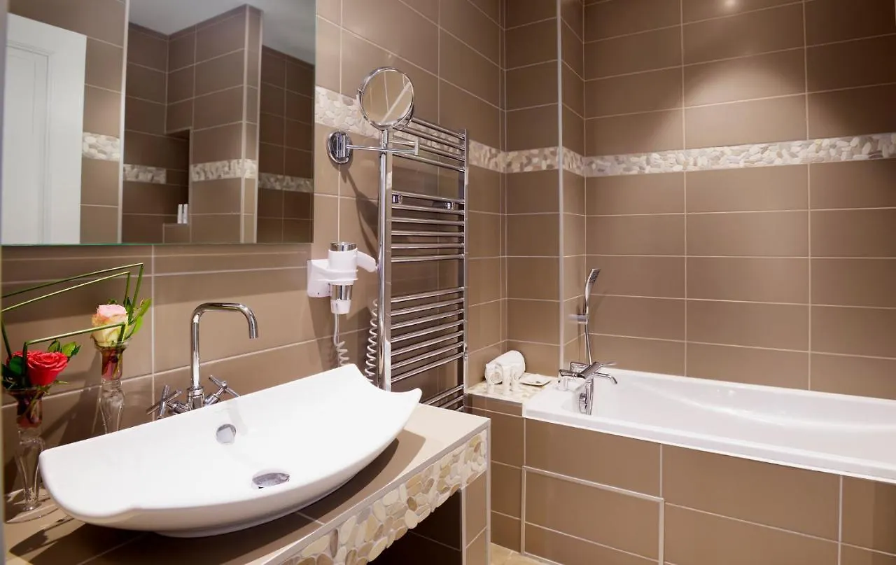 ****  Le Domaine Du Colombier Hotell Malataverne Frankrike