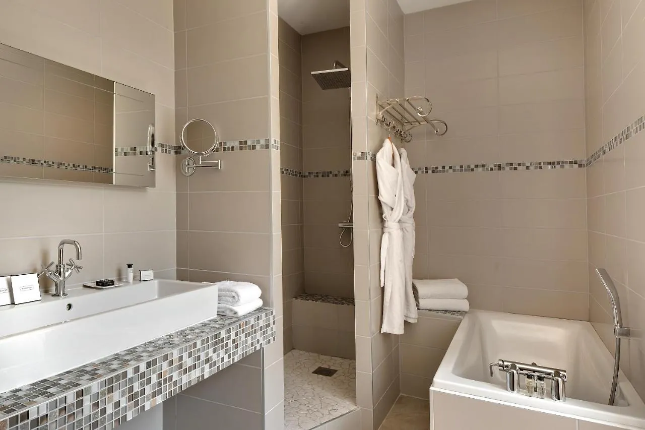 Le Domaine Du Colombier Hotel Malataverne France