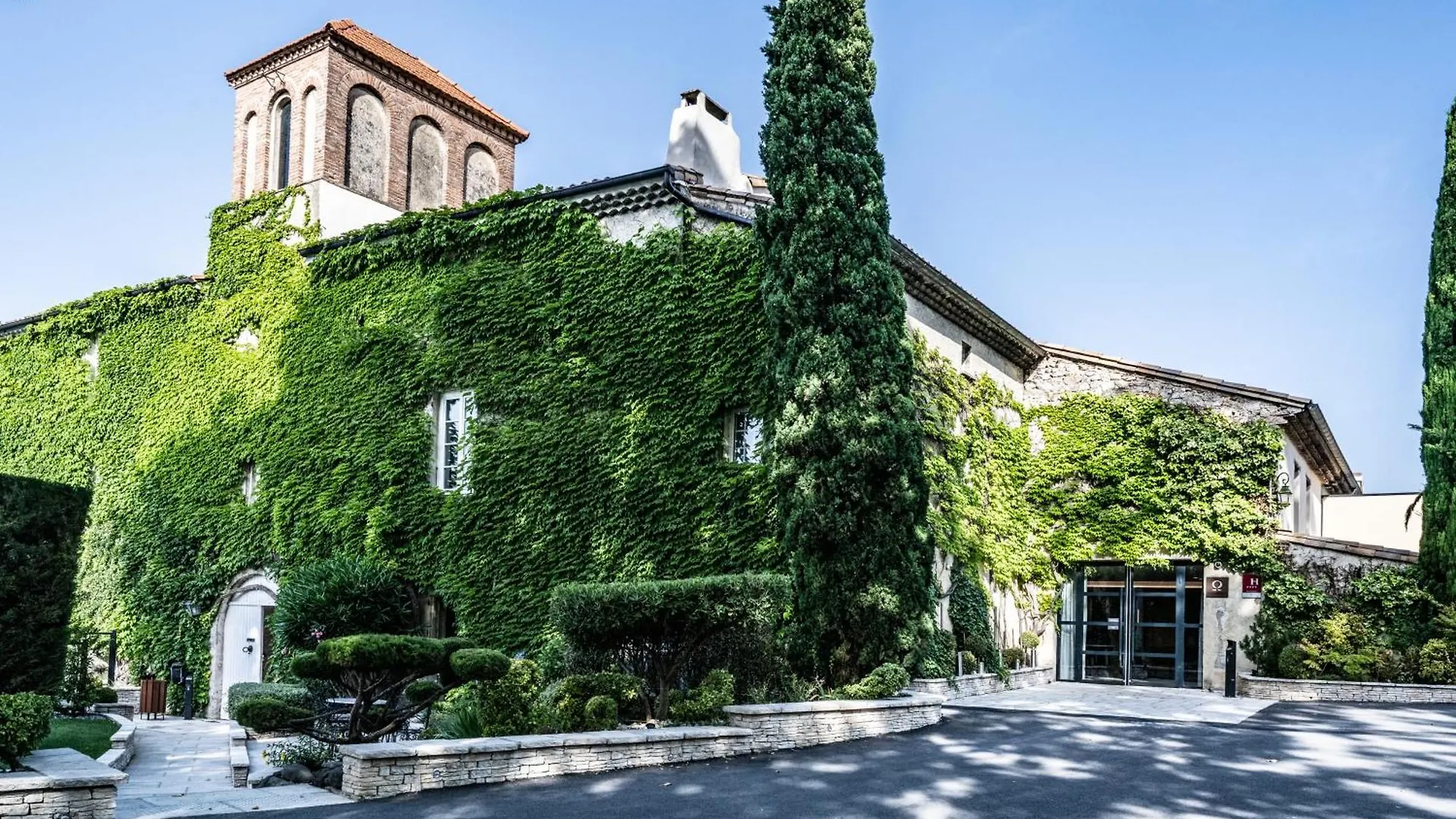 Le Domaine Du Colombier Hotel Malataverne 4*,
